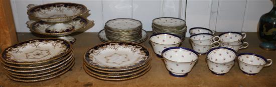 Coalport comports, plates & cauldron(-)